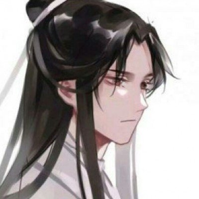 厨师锅里吐口水后继续出餐 店长回应